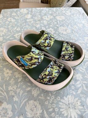 Regatta Canoe Camo Double-Strap Slide Sandals in Green Men’s 7